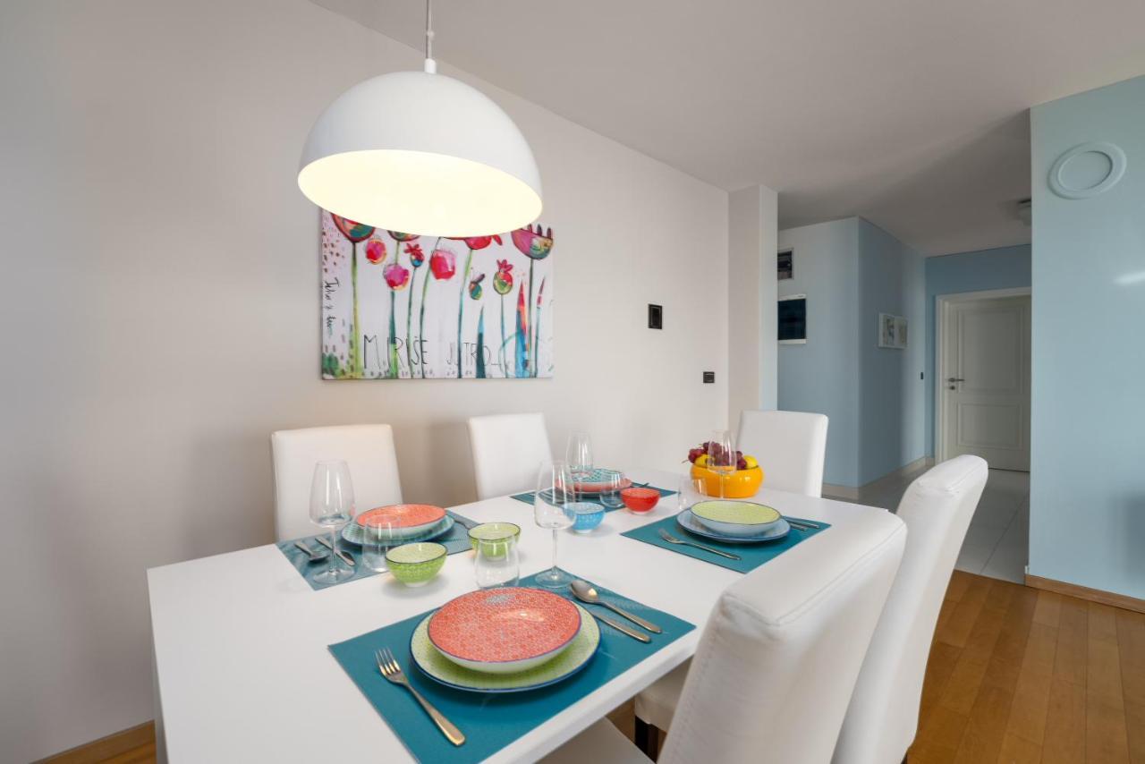 Grosszuegiges Direkt Am Mit Eigenem Pool - Povile Appartement *