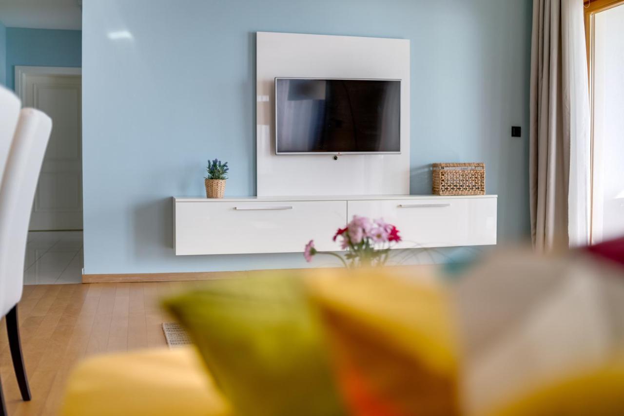 Grosszuegiges Direkt Am Mit Eigenem Pool - Povile Appartement *